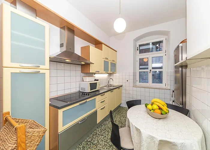 公寓 Within Ancient Walls